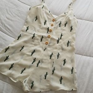 Show me your MuMu Cactus "Remy" romper